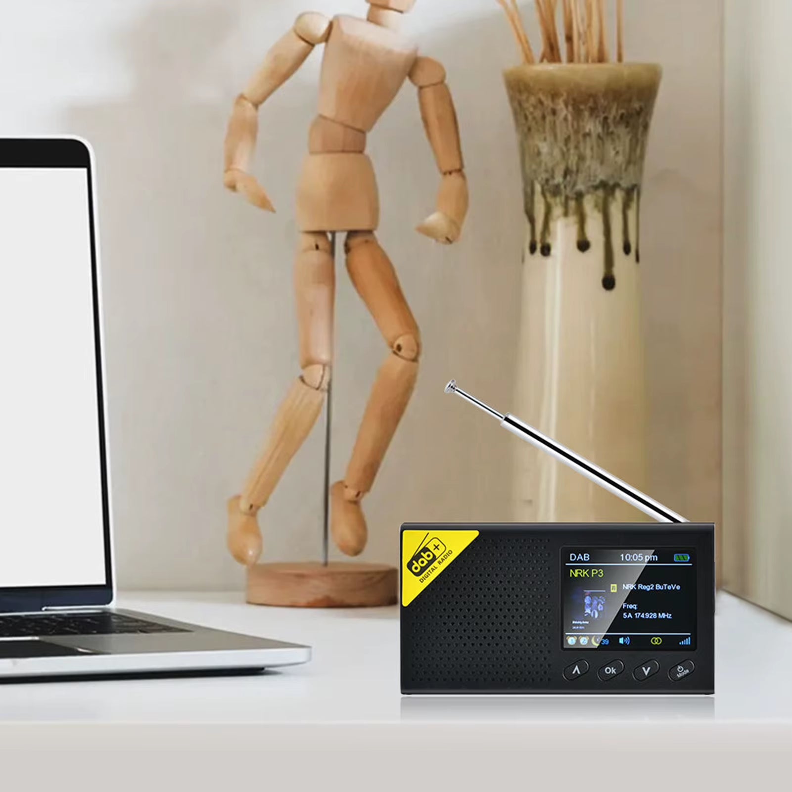 Digital DAB & FM Radio with BT, Portable Digital Radio Rechargeable Wireless DAB+FM Receiver with Stereo Speaker Sound System