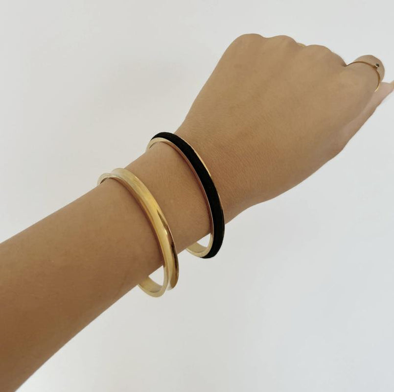 Hair Tie Holder Cuff 18K PVD Gold Stainless Steel Adjustable Bangle Waterproof Tarnish-Free Versatile Wear for Any Occasion